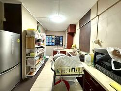 Blk 925 TAMPINES PALMSPRING (Tampines), HDB 3 Rooms #572930911